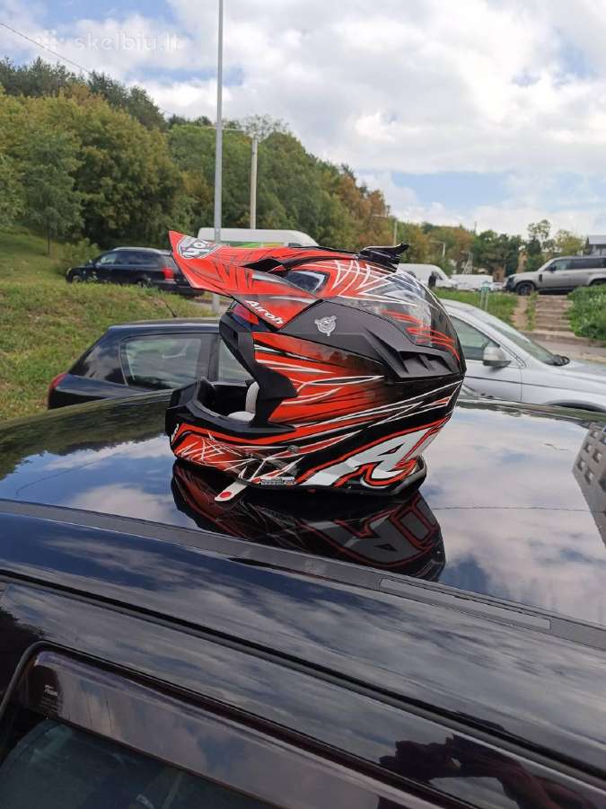 Naudotas šalmas