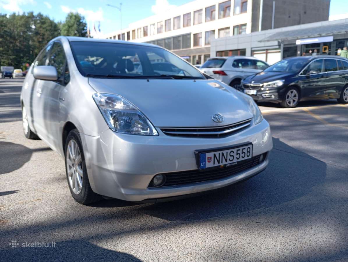 Toyota Prius nuoma - nuotraukos Nr. 5