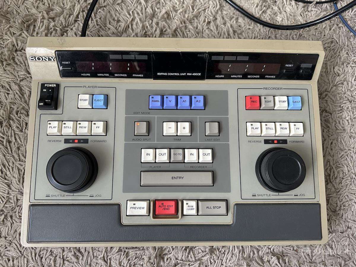 Parduodu sena video pulta Sony Rm 450 CE - nuotraukos Nr. 4