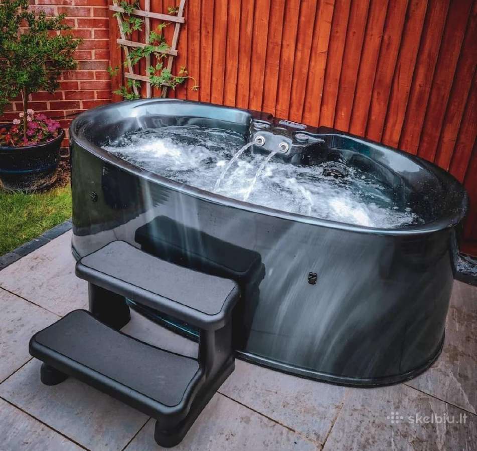 Lauko sukurine vonia/jacuzzi