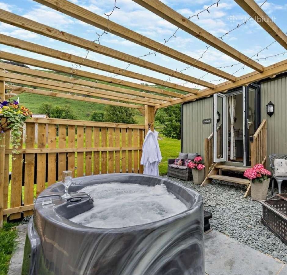Lauko sukurine vonia/jacuzzi - nuotraukos Nr. 5