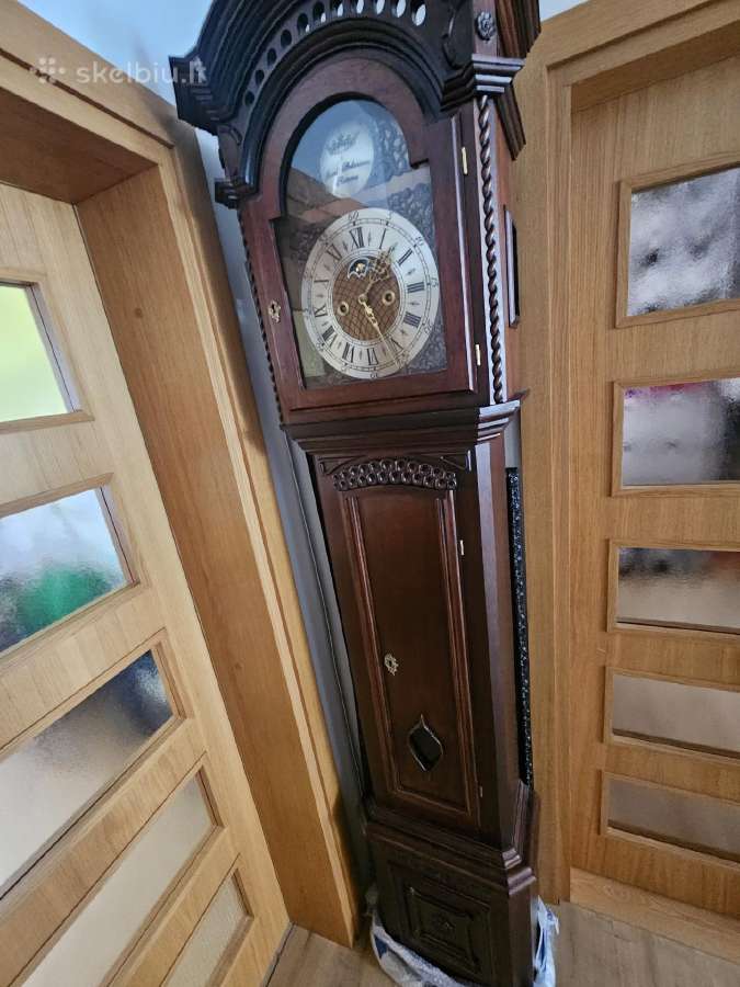 Bent Petersen Rione pastatomas laikrodis
