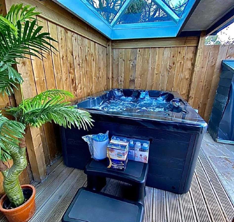 Lauko sukurine vonia/jacuzzi - nuotraukos Nr. 6