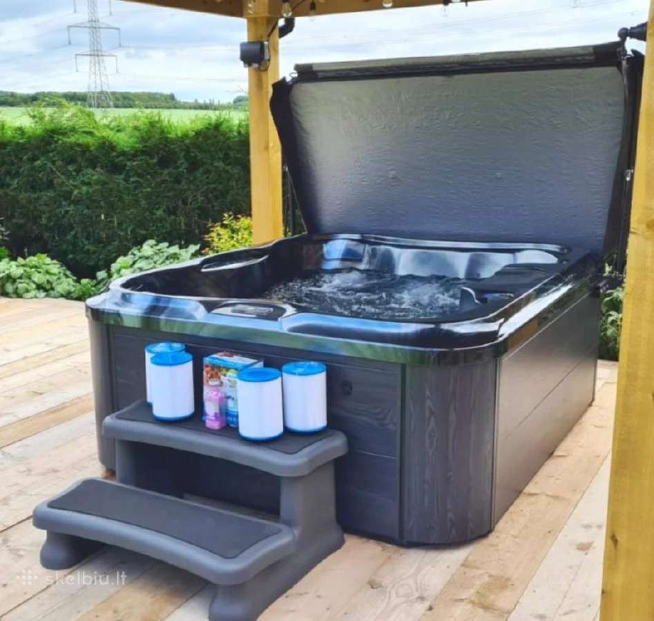 Lauko sukurine vonia/jacuzzi - nuotraukos Nr. 7