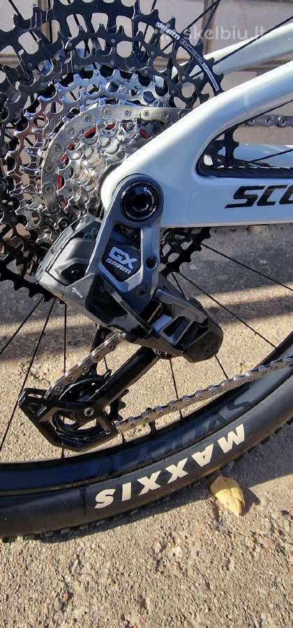 Scott spark RC 2025 + ratų komplektas - nuotraukos Nr. 8