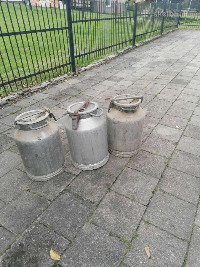 11 Aliumininių bidonų