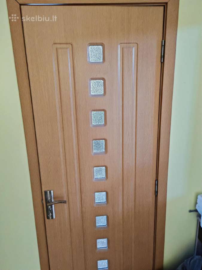 Vydaus durys medinės