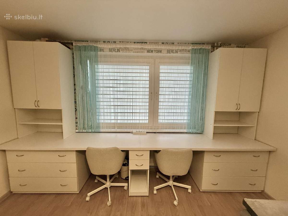 Darbo vieta/mokymosi zona pagaminta pagal užsakymą