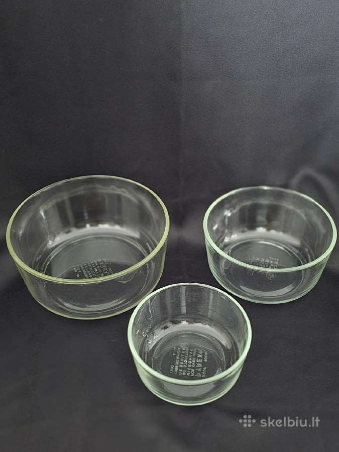 Pyrex 3 dydžių:1,75litro,1lir 0,5 Lkomplektasusa