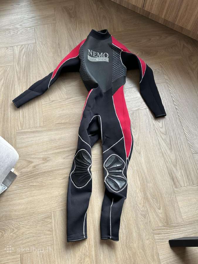 Hidrokostiumas