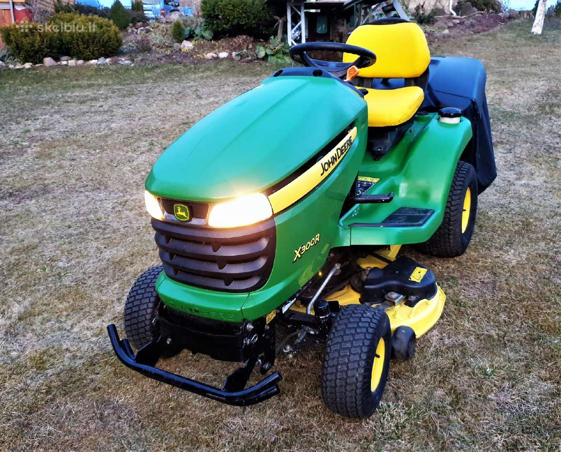 Sodo Traktoriukas John Deere X300r - nuotraukos Nr. 10