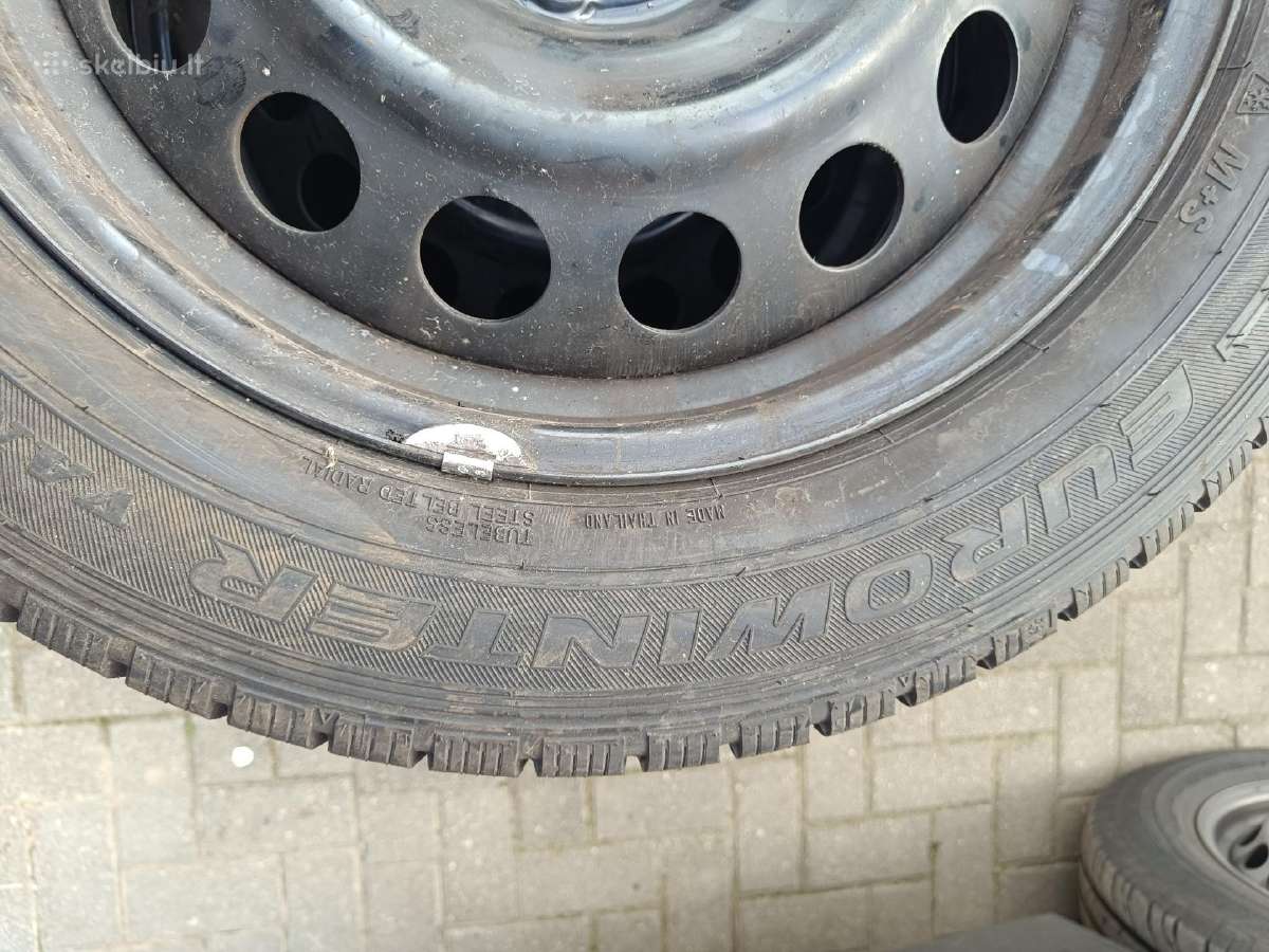 Parduodu busines padangas žiemines 215/60 R17c - nuotraukos Nr. 5