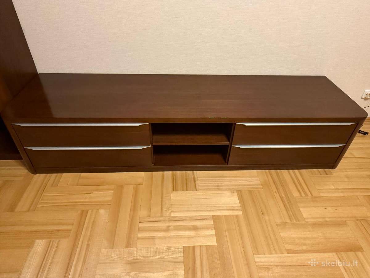 Parduodama naturalaus medžio TV spintelė - nuotraukos Nr. 2