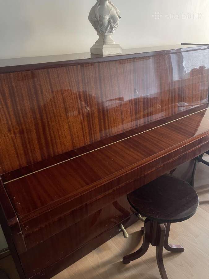 Pianinas Petrof - nuotraukos Nr. 4