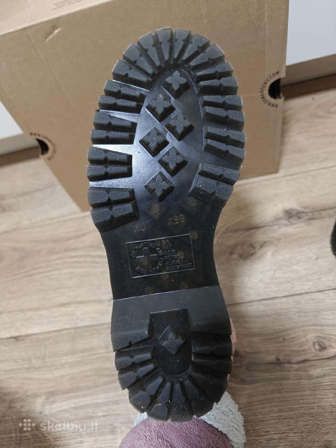 Dr. Martens kerzai - nuotraukos Nr. 4