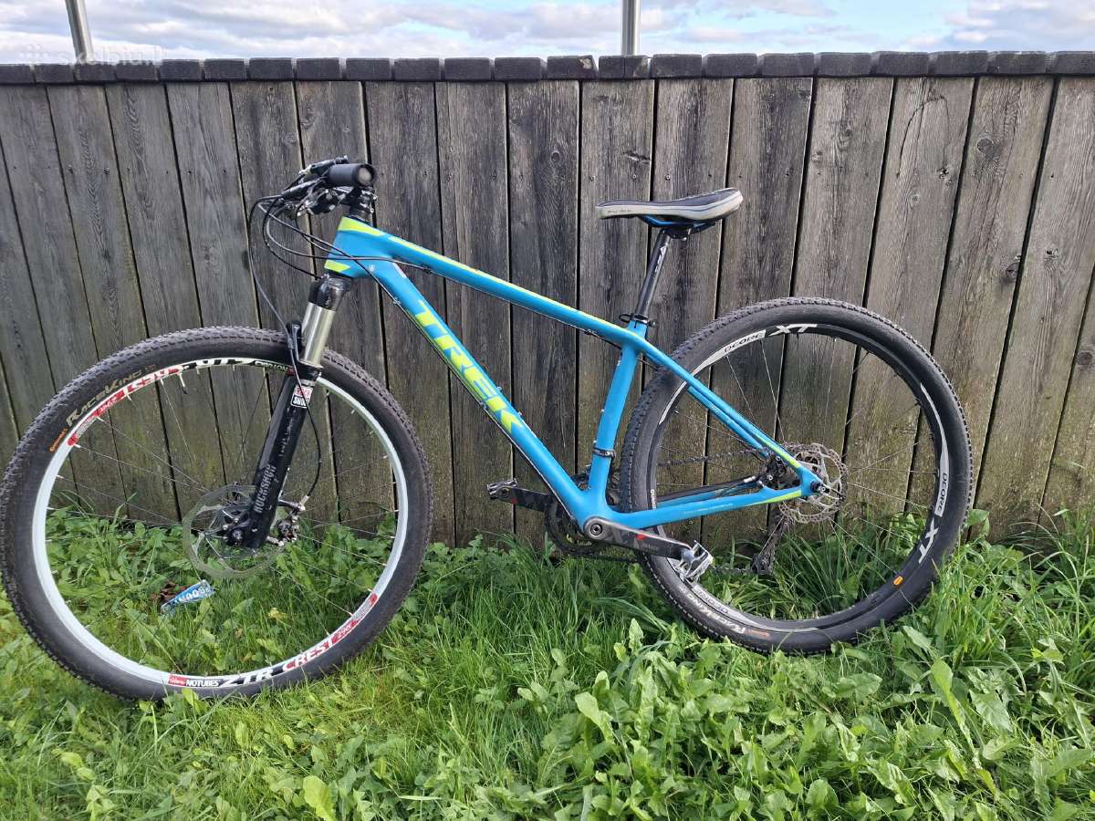 Kalnų dviratis Trek Superfly 9.8