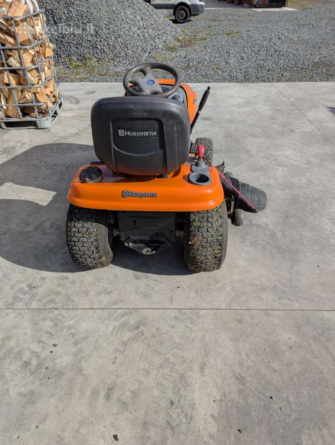 Vejos traktorius Husqvarna - nuotraukos Nr. 4