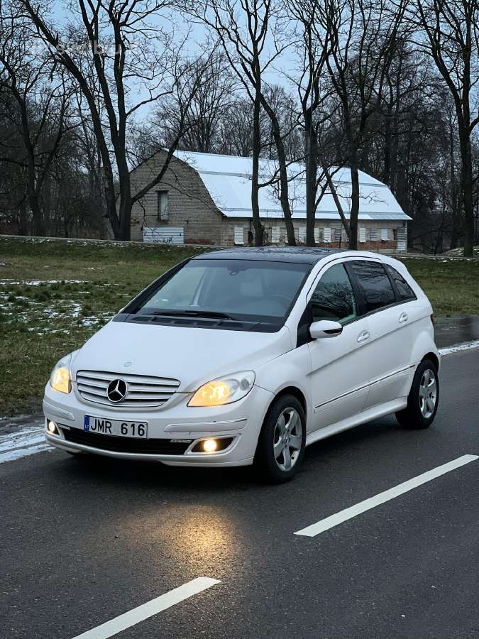 Automobiliu nuoma Kaune - nuotraukos Nr. 10