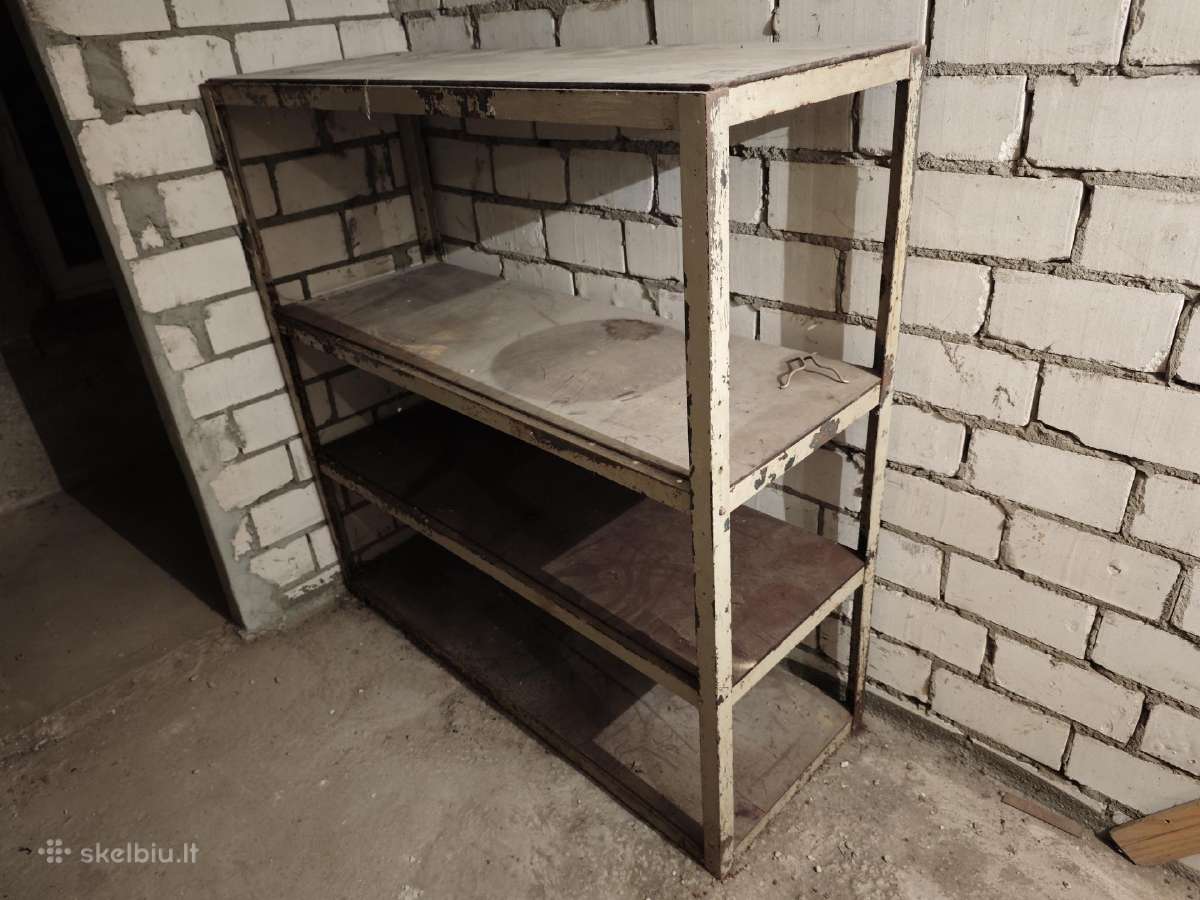 Lentyna stelažas labai tvirtas