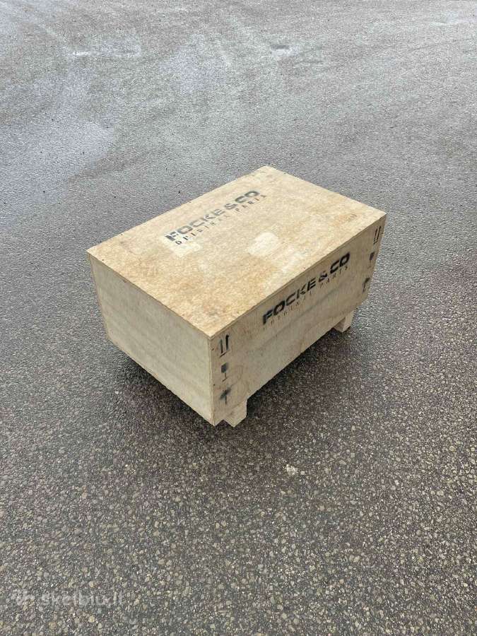 Medinės dėžės transportavimui,ūkiui, sandėliavimui