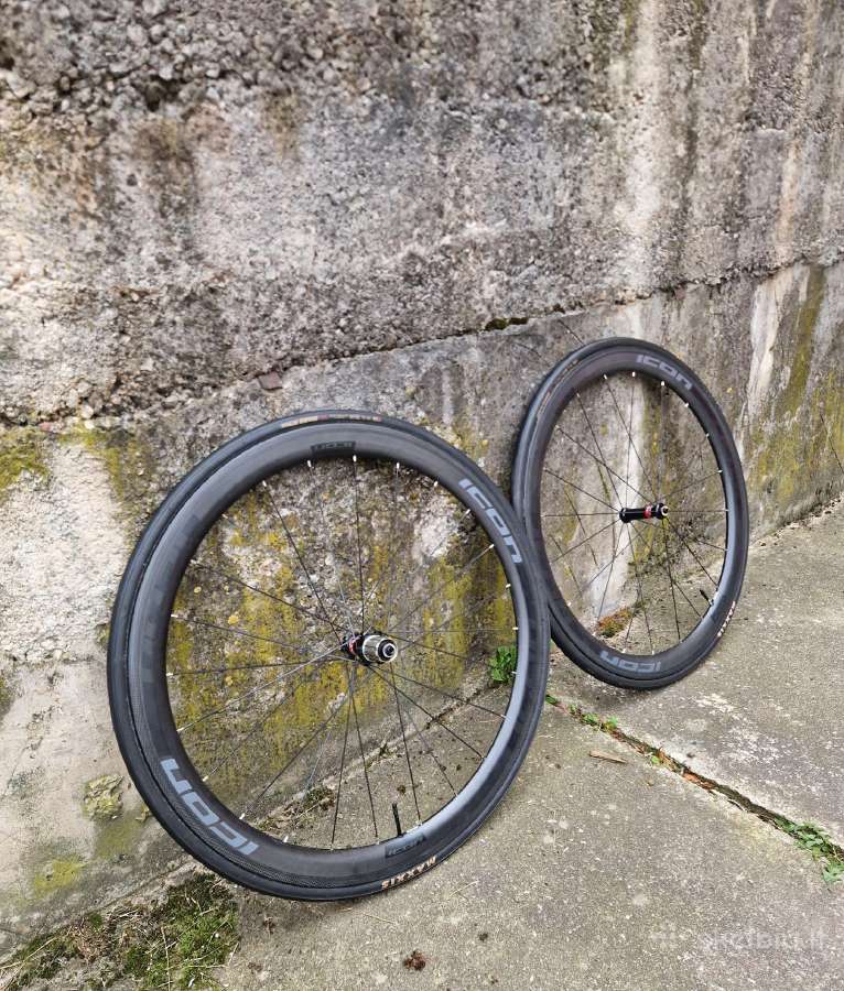 Carbon ratai - Skelbiu.lt