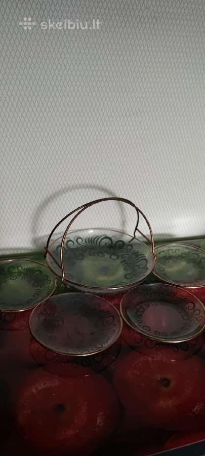 Stiklinis serviravimo rinkinys