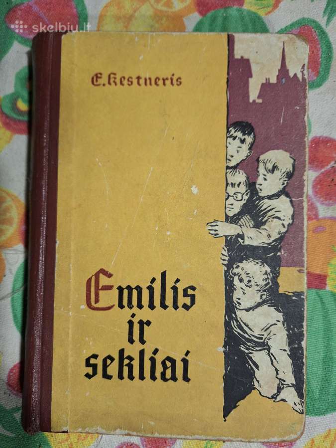 Parduodama knyga "Emilis ir sekliai"