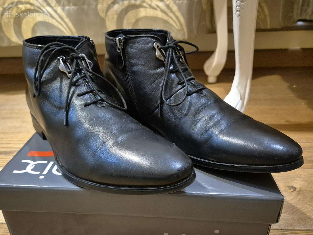 Vyriški klasikini batai su pašildymo.
