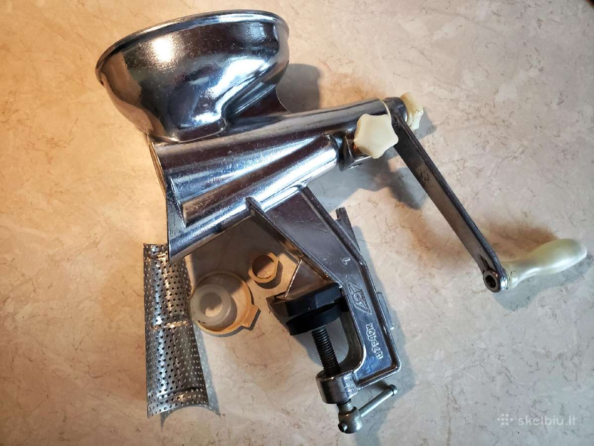 Originali metalinė sulčiaspaudė