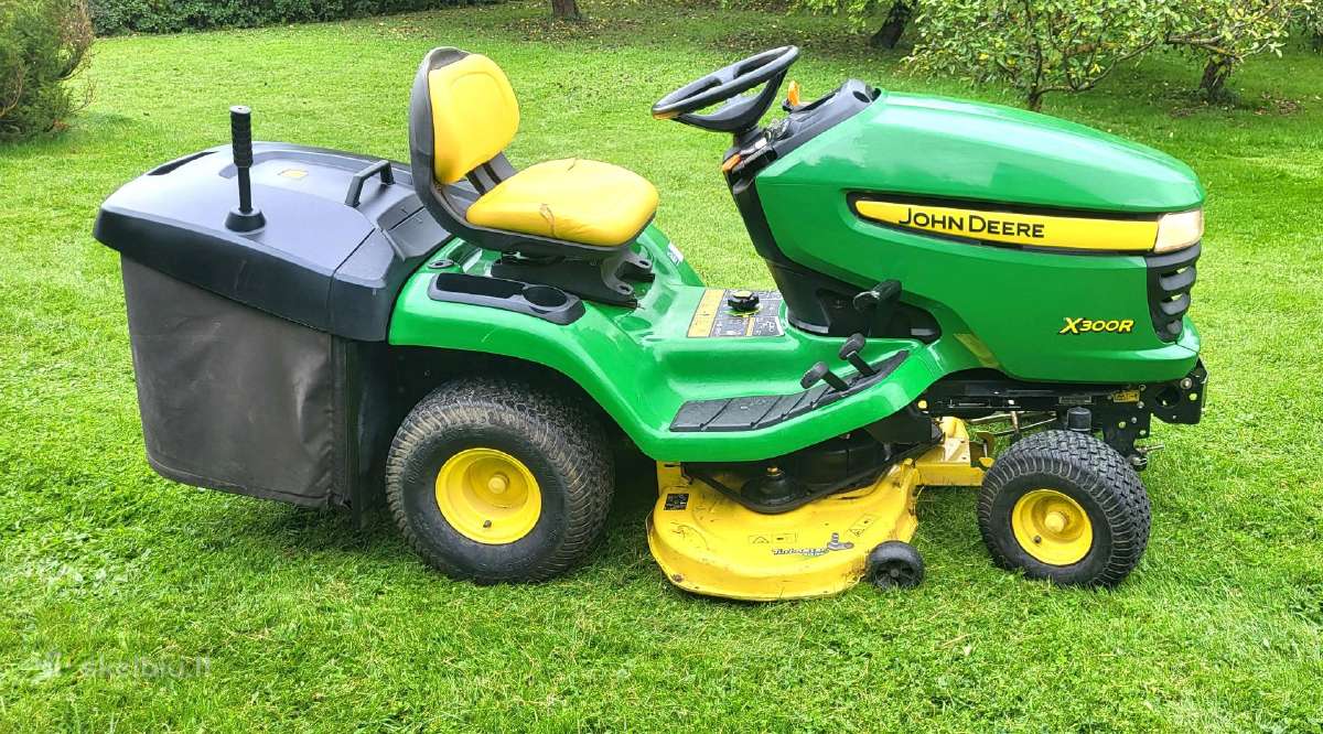 Sodo Traktoriukas John Deere X300r - nuotraukos Nr. 4