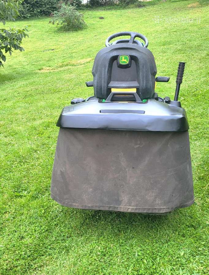 Sodo Traktoriukas John Deere X300r - nuotraukos Nr. 6