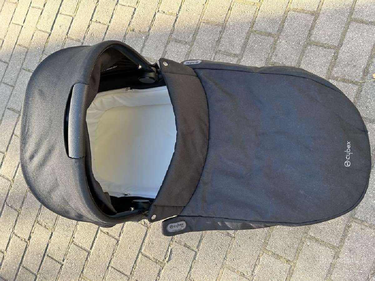 Vežimo komplektas su auto kėdute - nuotraukos Nr. 4