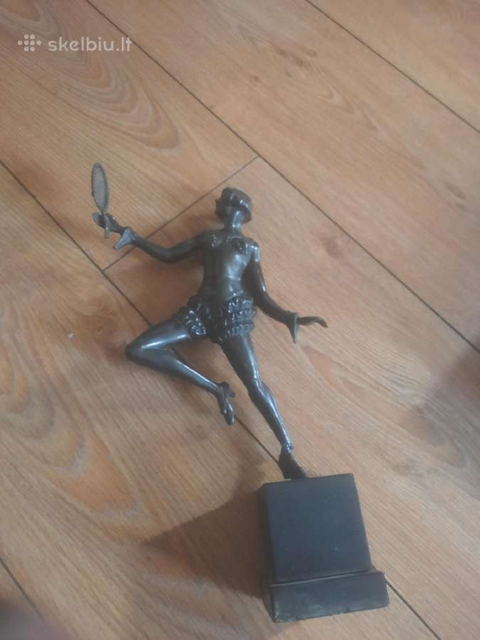 Vintazine skulpturele