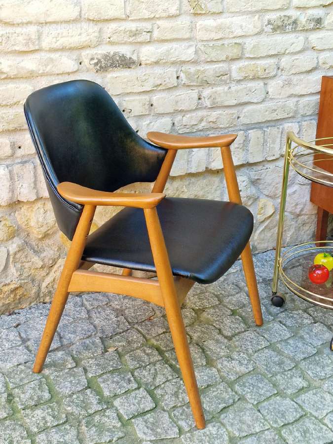 Vintažinis mid century bukmedžio masyvo krėslas