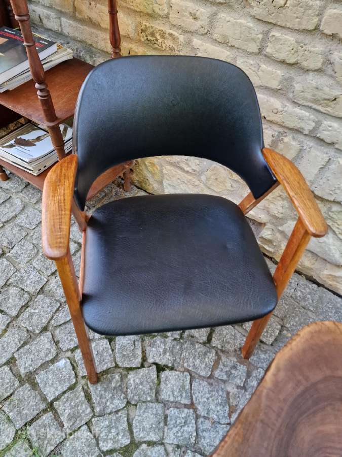 Vintažinis mid century ąžuolo masyvo fotelis - nuotraukos Nr. 5