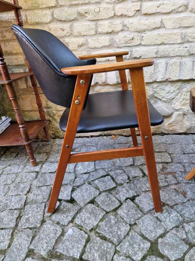 Vintažinis mid century ąžuolo masyvo fotelis - nuotraukos Nr. 6