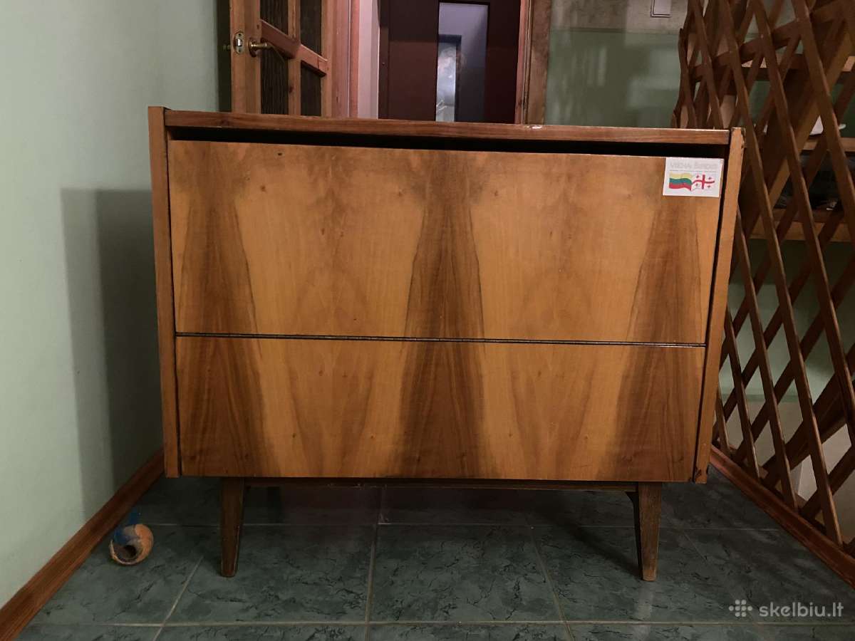 Mid century spintelė