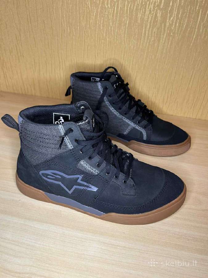 Moto batai, nauji