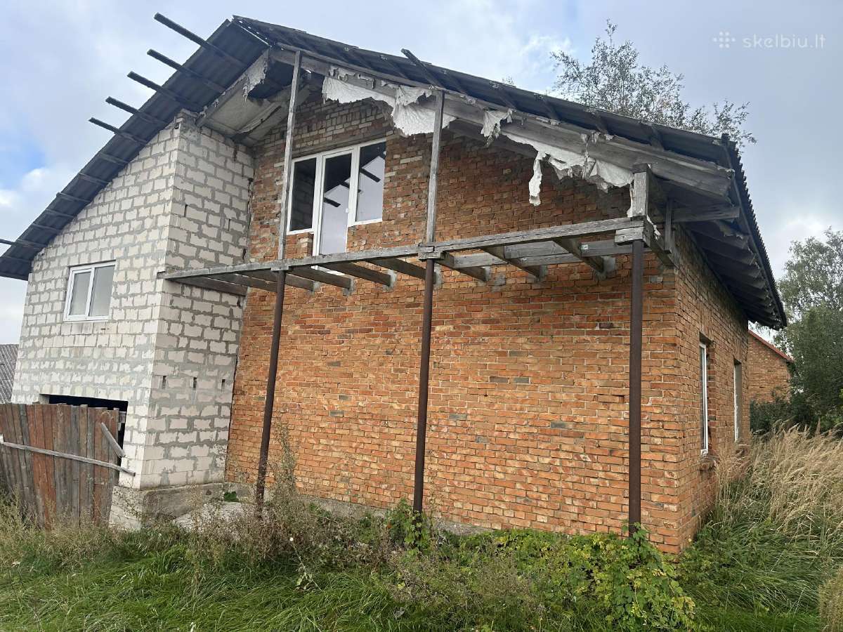 Namas su pradeta rekonstrukcija - nuotraukos Nr. 3