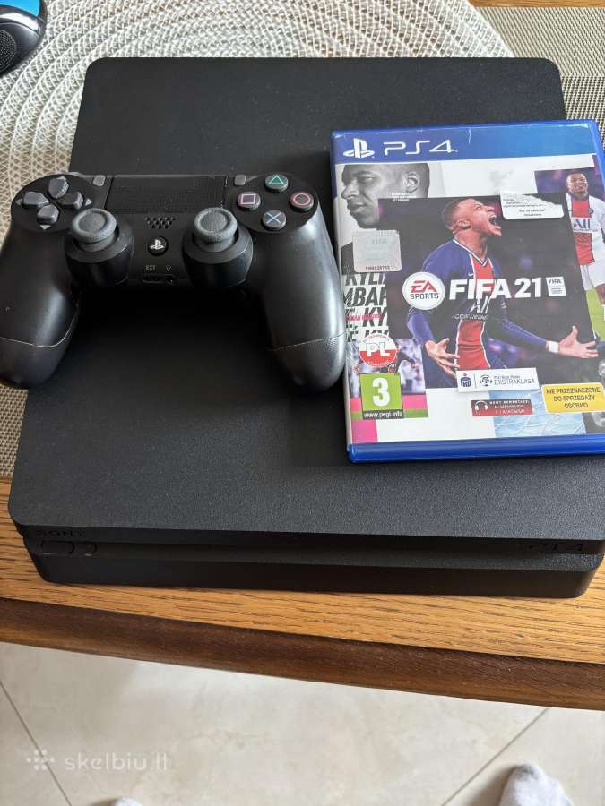 Playstation 4 slim 500gb su fifa 2021 kompaktu