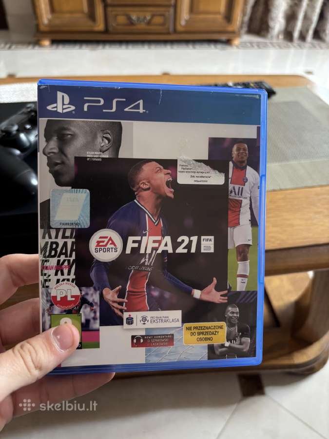 Playstation 4 slim 500gb su fifa 2021 kompaktu - nuotraukos Nr. 5