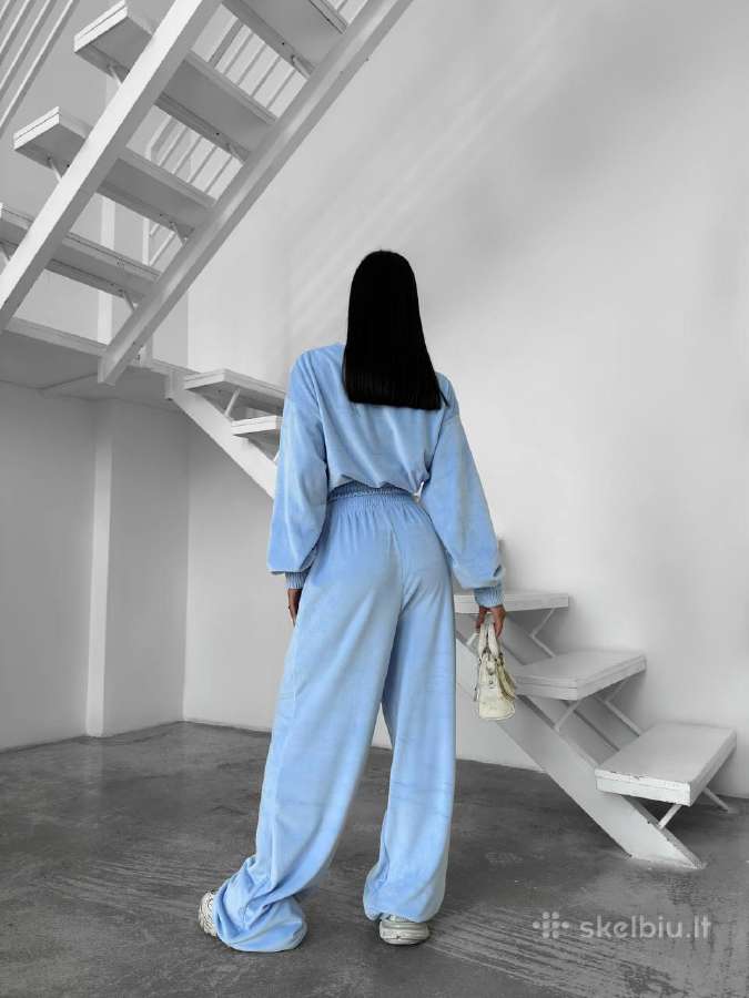 Laisvalaikio kostiumelis blue