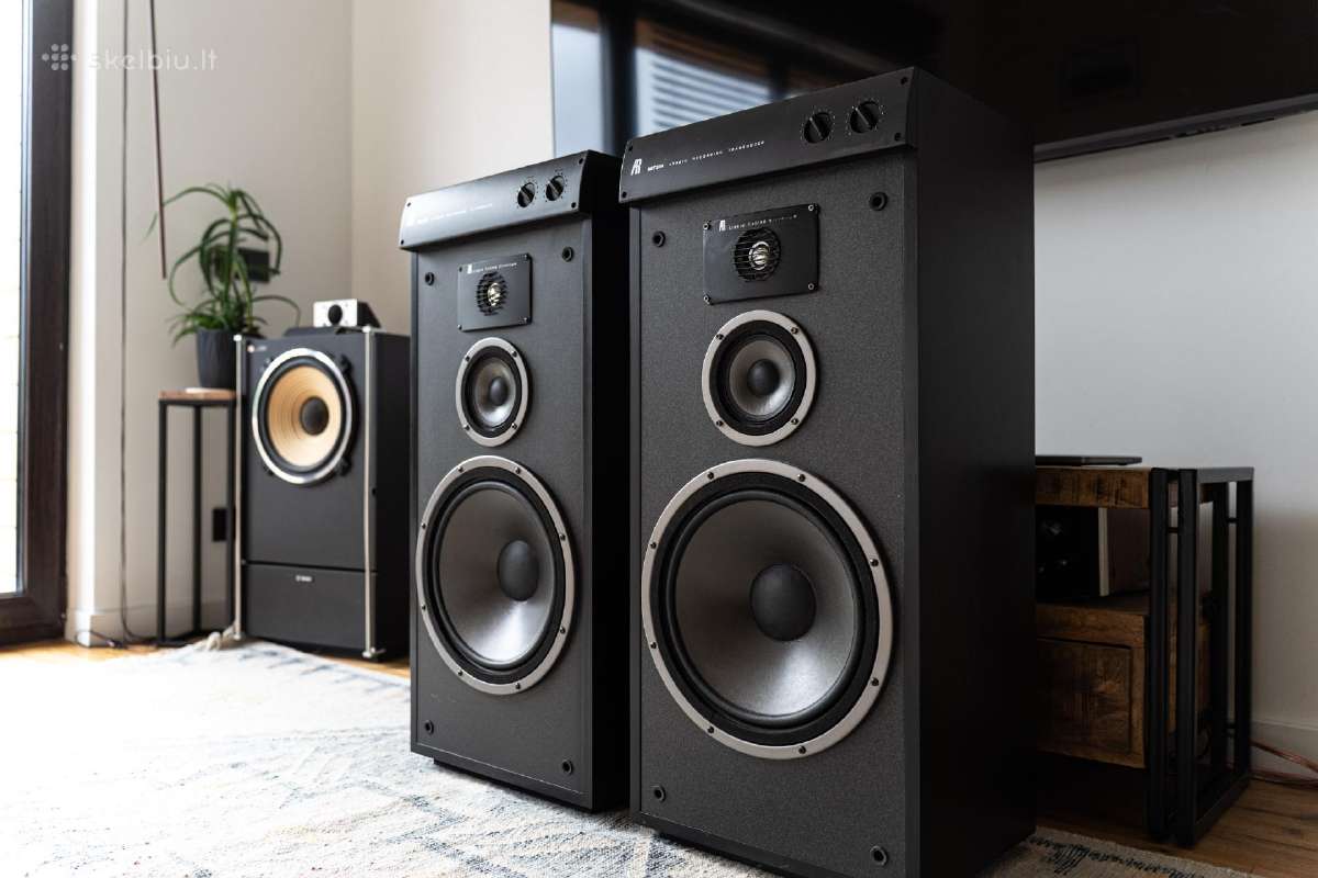 Acoustic Research Srt-330 kolonėlės