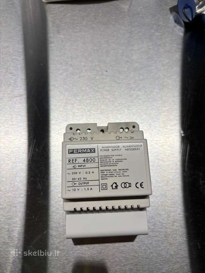 Transformatorius 230v/12v 1.5a Fermax