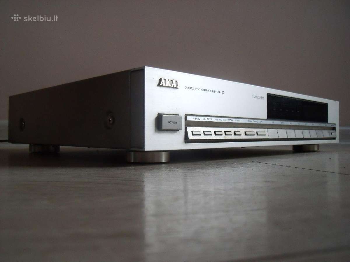 Radijo imtuvas Akai At-52