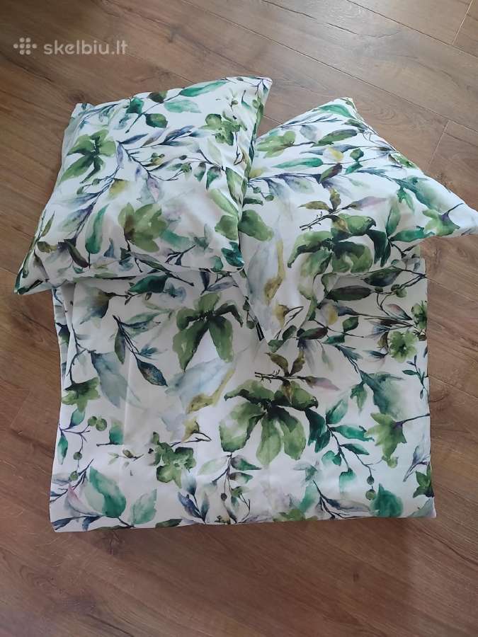 Lovatiesė 260x210 ir dvi pagalvėlės
