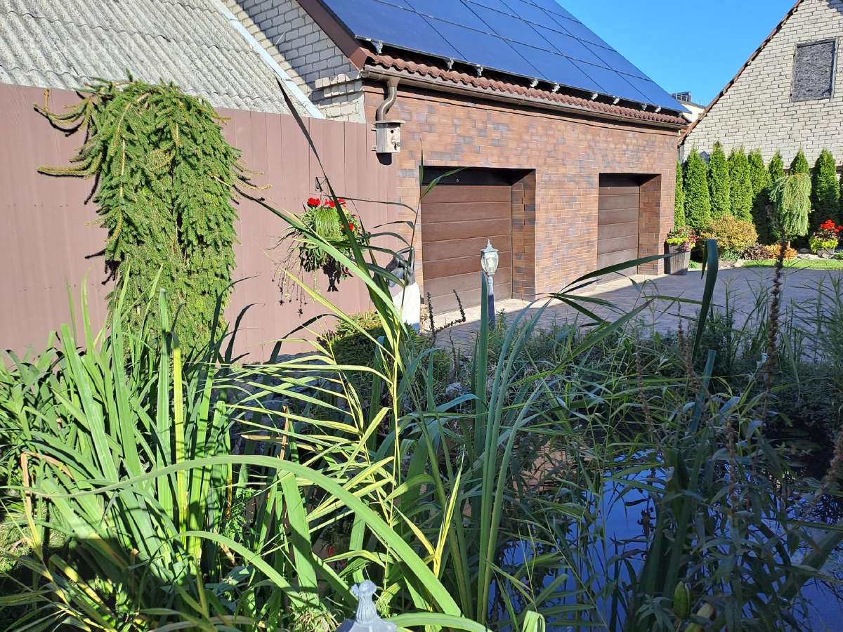 Veikianti zooprekiu parduotuvė su gyvenamu namu - nuotraukos Nr. 23