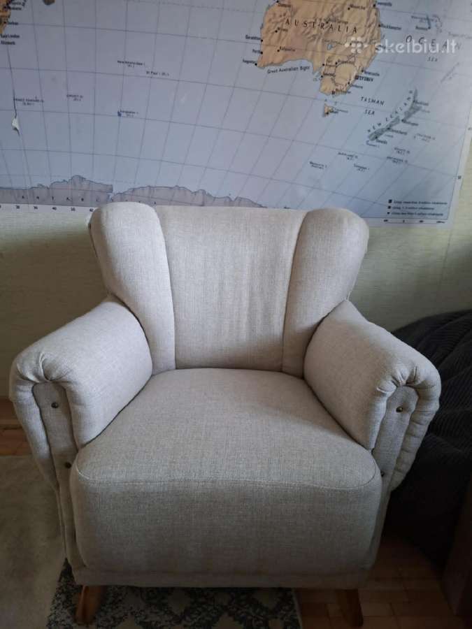 Foteliai yra 2 vnt po 80e