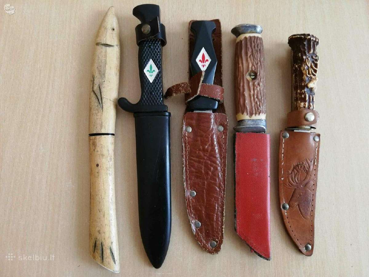Skautu peiliai