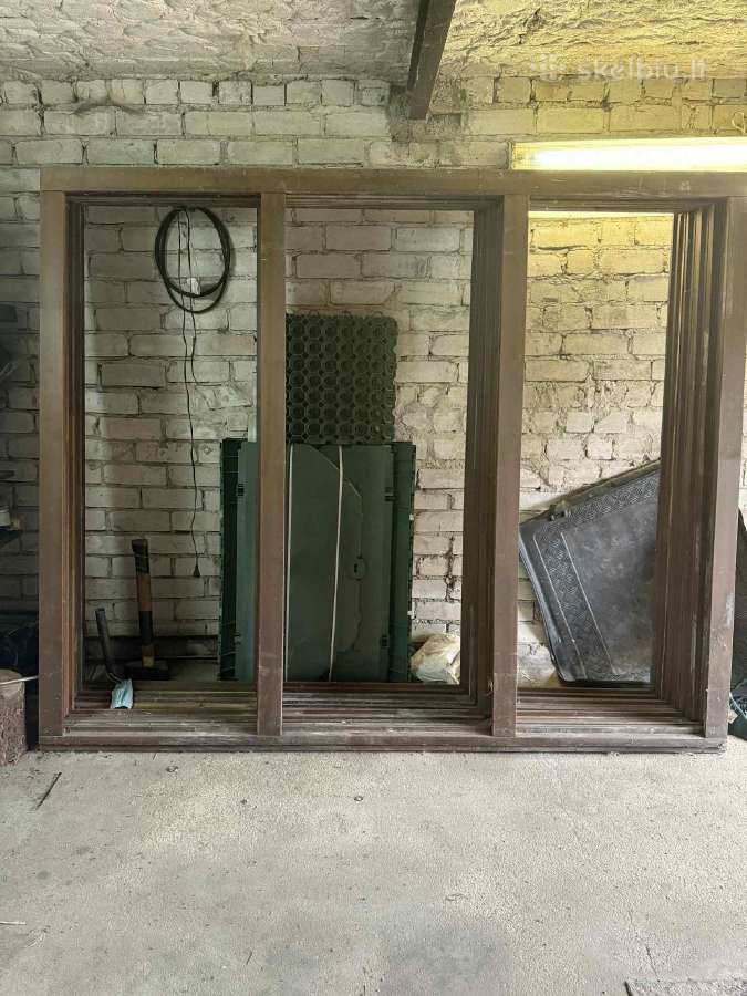 Parduodu medinius langų rėmus 236x195 cm (4 vnt.)